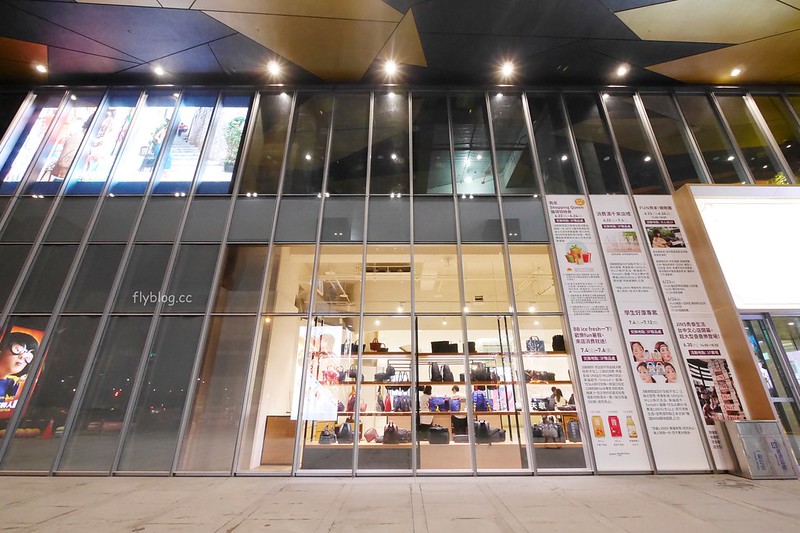 秀泰影城台中文心店┃台中南屯：中台灣第一個結合影城、親子藝文書房與異國美食餐廳的大型複合式商場 @飛天璇的口袋