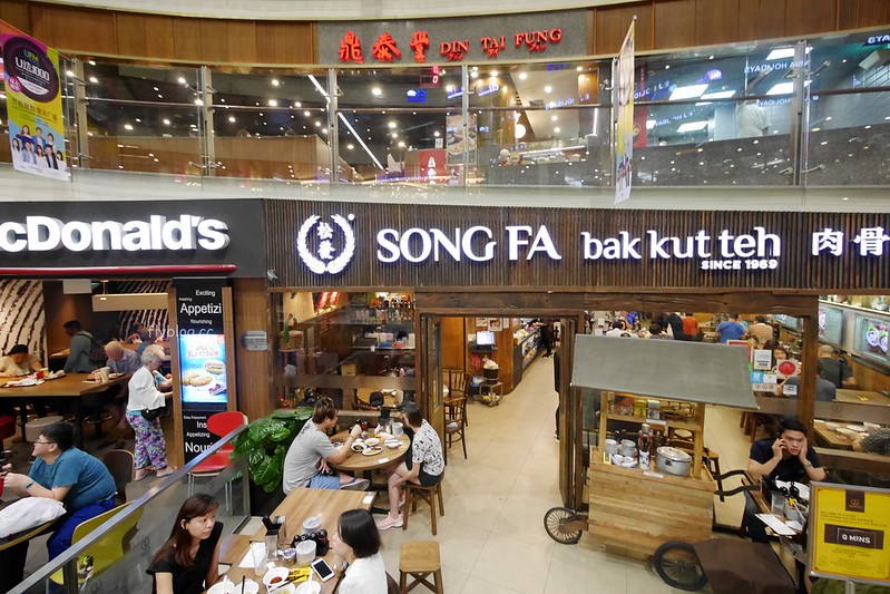 松發肉骨茶@牛車水店┃新加坡美食：米其林推薦的新加坡必吃美食，新加坡三大必吃肉骨茶餐廳之一 @飛天璇的口袋