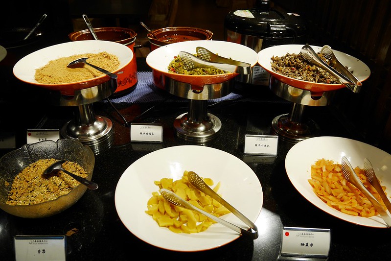 鳳凰德陽川泉旅奇立丹廳｜一鴨六吃只要$1688元，還有自助餐吃到飽可以選擇，礁溪好吃烤鴨推薦 @飛天璇的口袋