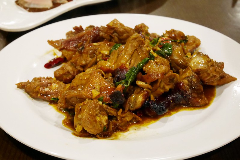 鳳凰德陽川泉旅奇立丹廳｜一鴨六吃只要$1688元，還有自助餐吃到飽可以選擇，礁溪好吃烤鴨推薦 @飛天璇的口袋