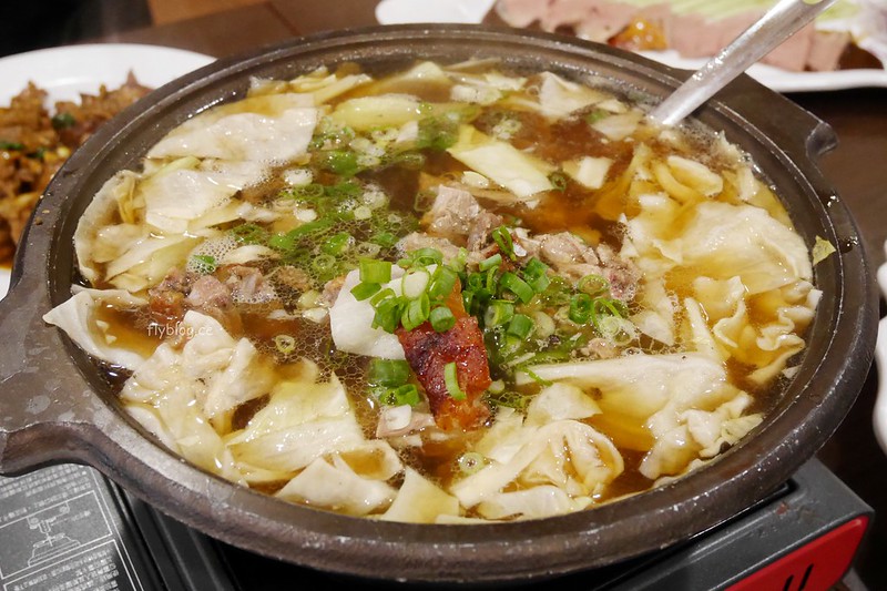 鳳凰德陽川泉旅奇立丹廳｜一鴨六吃只要$1688元，還有自助餐吃到飽可以選擇，礁溪好吃烤鴨推薦 @飛天璇的口袋