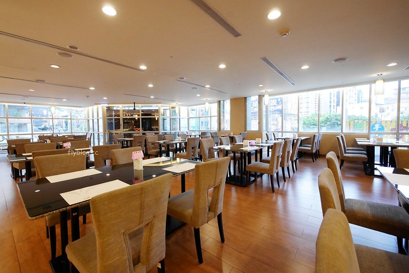 鳳凰德陽川泉旅┃宜蘭住宿：位於礁溪最熱鬧的蛋黃區，一泊二食享烤鴨一鴨六吃，地理位置方便CP值高 @飛天璇的口袋