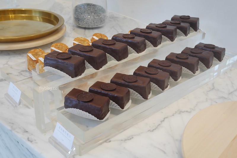 無框架甜點 L.Z. Dessart：世界甜點冠軍陳立喆的最新力作，勤美草悟道甜點下午茶新選擇 @飛天璇的口袋