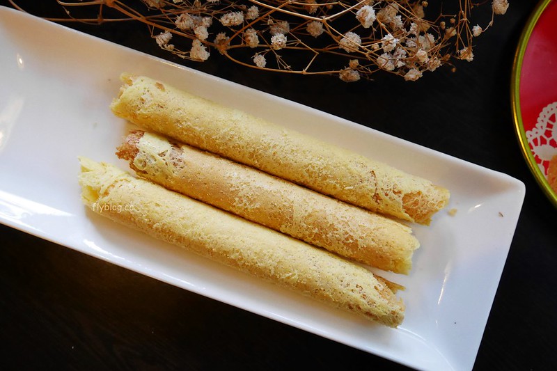 香港北角｜德成號家鄉雞蛋捲，被喻為香港神級伴手禮的好吃蛋捲，比Jenny Bakery珍妮曲奇餅還難買 @飛天璇的口袋