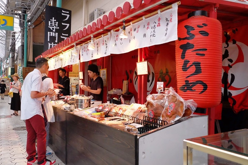 日本沖繩｜第一牧志公設市場．沖繩必逛傳統市場，吃美食買伴手禮 @飛天璇的口袋