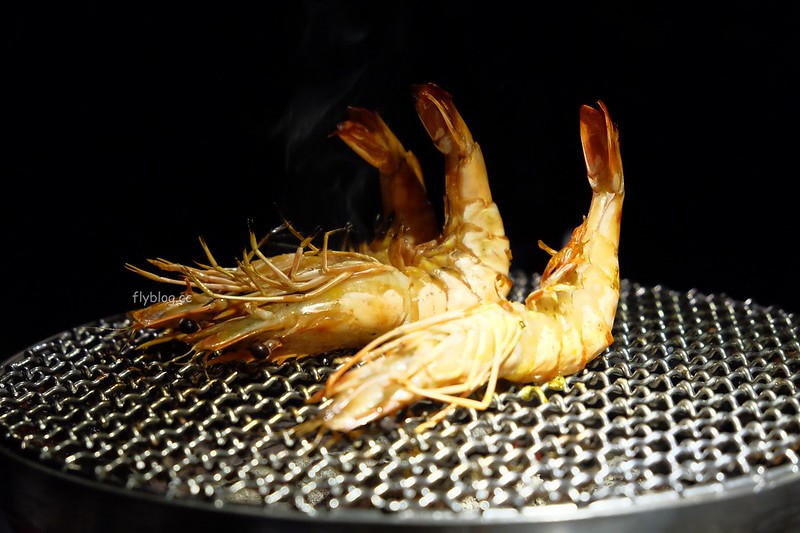 錵燒炭火燒肉┃台中西屯：公益路燒肉店新亮點，錵鑶系列全新品牌，開幕一個月感覺還沒上軌道 @飛天璇的口袋