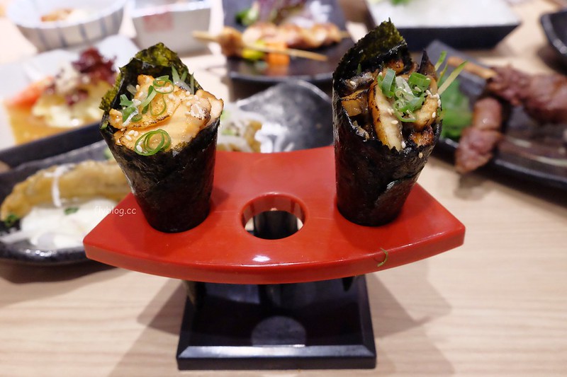 日四又魚鰻魚飯專賣店┃台中太平：使用龍眼木炭烤新鮮鰻魚，餐點選擇性多而且價格也不貴，太平美食餐廳推薦 @飛天璇的口袋