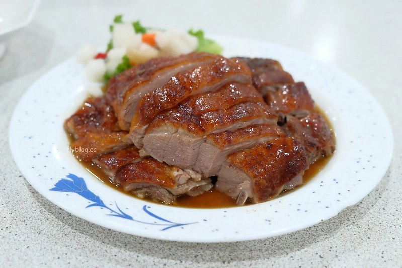 珍寶燒肥鵝餐廳┃台中北區：裝潢普通但是真材實料，價格不貴而且餐點也好吃 @飛天璇的口袋
