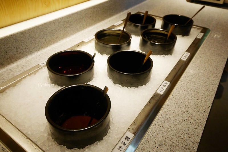 【台中南屯】湯棧公益店，輕井澤三代店，主打古早味麻油雞、燒酒雞，餐點份量多而且有質感 @飛天璇的口袋