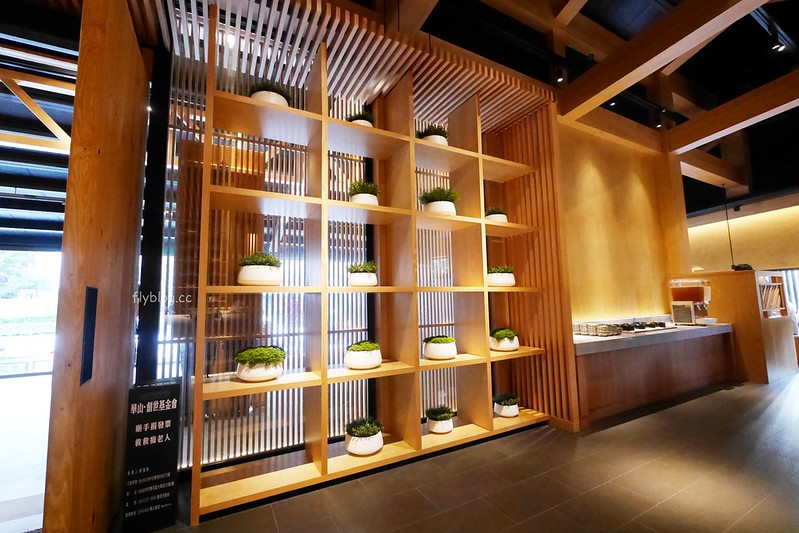 【台中南屯】湯棧公益店，輕井澤三代店，主打古早味麻油雞、燒酒雞，餐點份量多而且有質感 @飛天璇的口袋