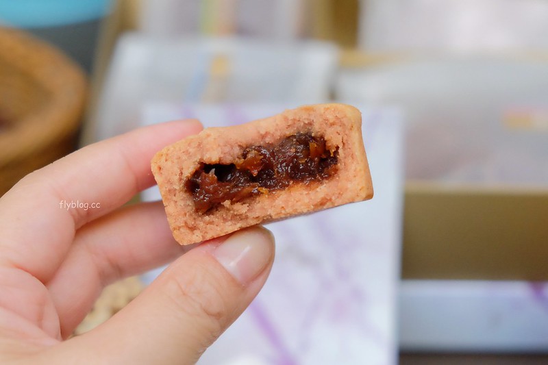 2018喜餅推薦┃法式手工喜餅：RIVON禮坊2018新法式手工喜餅禮盒，預訂禮坊喜餅抽冰島蜜月旅行和Le Creuset廚具 @飛天璇的口袋