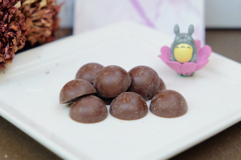 2018喜餅推薦┃法式手工喜餅：RIVON禮坊2018新法式手工喜餅禮盒，預訂禮坊喜餅抽冰島蜜月旅行和Le Creuset廚具 @飛天璇的口袋