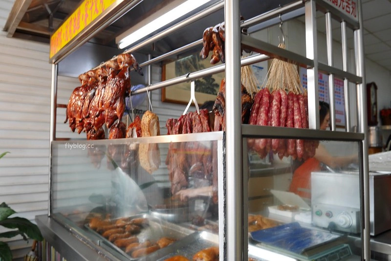 香港肥羅燒臘餐館｜好友推薦的東勢懷念美食，烤鴨需要事先預約才吃的到 @飛天璇的口袋