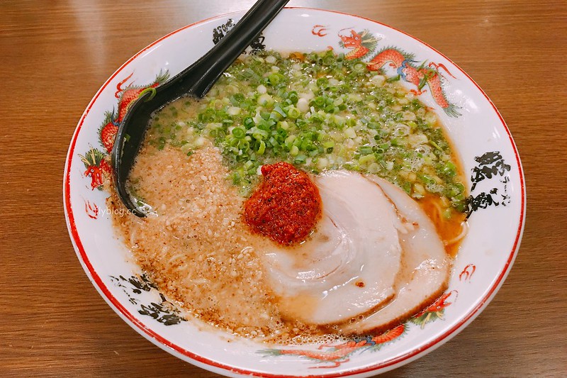 日本沖繩｜暖暮拉麵@那霸牧志店．九州限定拉麵冠軍，那霸國際通超人氣美食 @飛天璇的口袋
