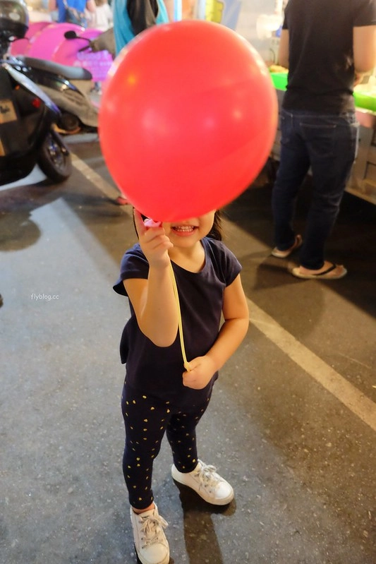 台中南區｜徐大姊炸香香．忠孝夜市人氣鹹酥雞攤，醬味獨特價格實惠 @飛天璇的口袋
