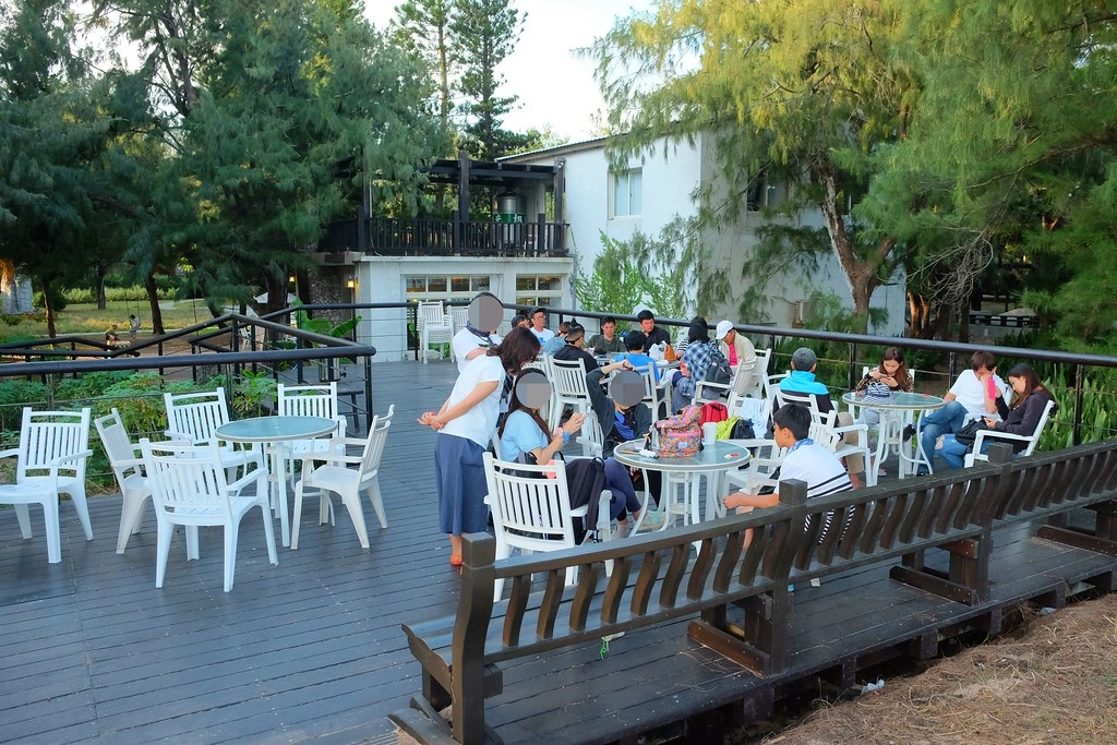 林投公園x及林春咖啡館：戶外平台坐擁大海美景，澎湖超療癒下午茶景點 @飛天璇的口袋