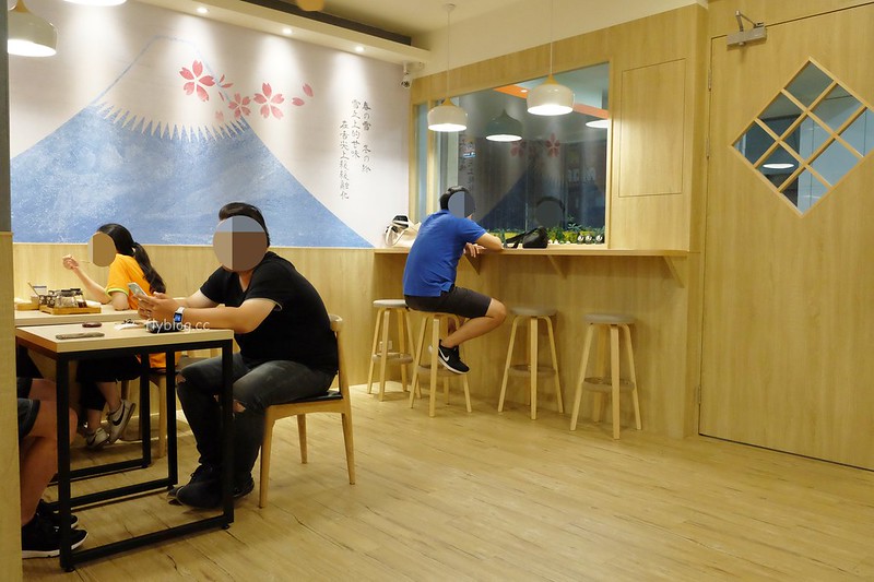 春雪冰の屋┃台中西區：簡單清新的日式冰店，天然單純的水果味呈現 @飛天璇的口袋