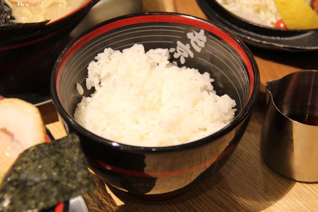 【台中梧棲】屯京拉麵，來自日本池袋的超人氣拉麵店，個人心中在台灣吃到第二名的拉麵店 @飛天璇的口袋