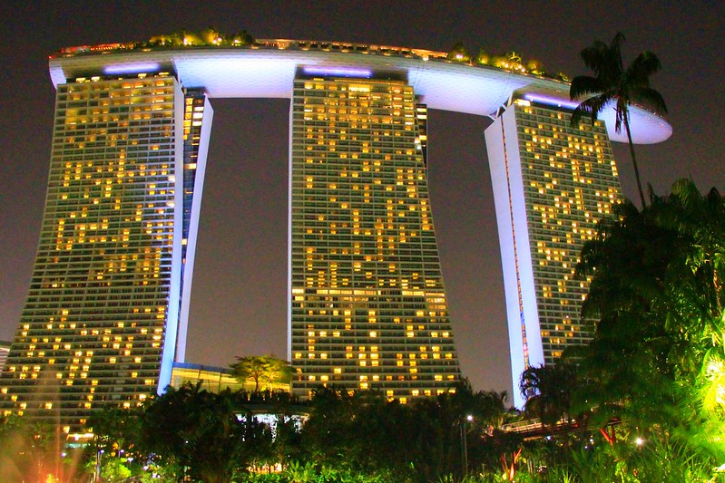 天空樹 Supertree Grove┃新加坡景點：濱海灣公園超震撼美景，走進阿凡達的星球，新加坡必遊景點推薦 @飛天璇的口袋