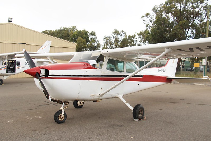 澳洲珀斯｜Hutt Lagoon 粉紅湖，西澳特別的自然景觀，上帝遺落小玫瑰，IG打卡熱門景點 @飛天璇的口袋