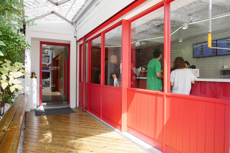 Isaac Toast & Coffee：韓國來的超人氣早餐店，超適合網美打卡 @飛天璇的口袋