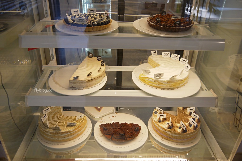 台北中正｜Jelly Jelly慢工烘焙，純白建築IG超夯打卡店，網路熱門甜點店轉實體店家 @飛天璇的口袋