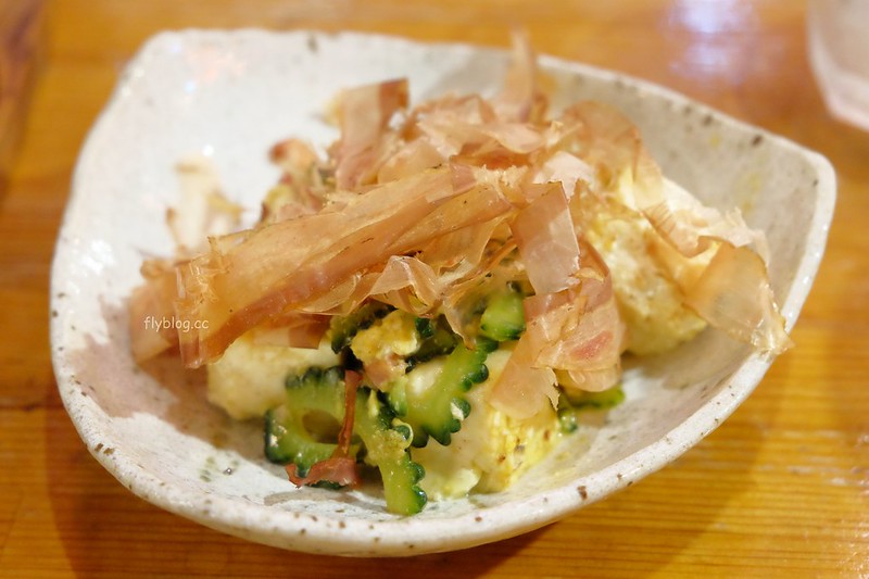 日本沖繩｜國際通屋台村．超過20家居酒屋，體驗沖繩路邊喝酒文化 @飛天璇的口袋