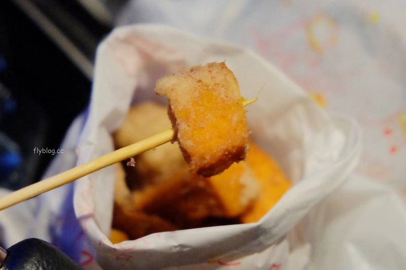 台中南區｜徐大姊炸香香．忠孝夜市人氣鹹酥雞攤，醬味獨特價格實惠 @飛天璇的口袋