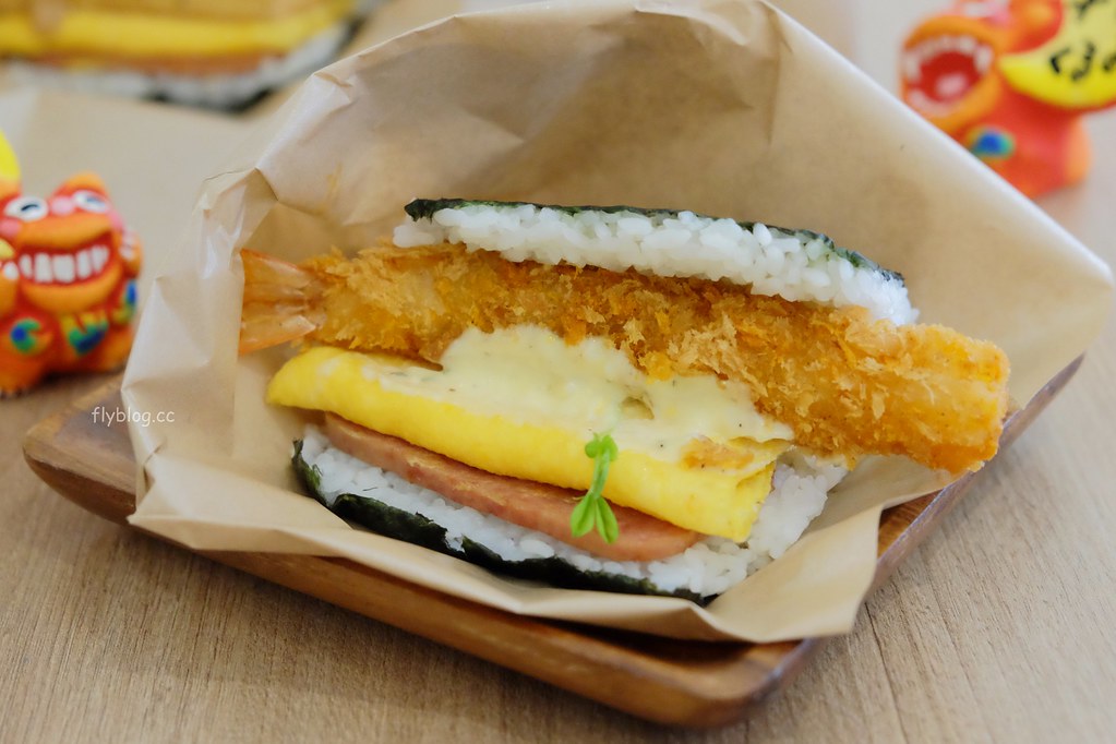 台中西區｜樂米屋．沖繩超人氣美食台中也吃的到，飯糰口味多可惜沒沖繩苦瓜 @飛天璇的口袋