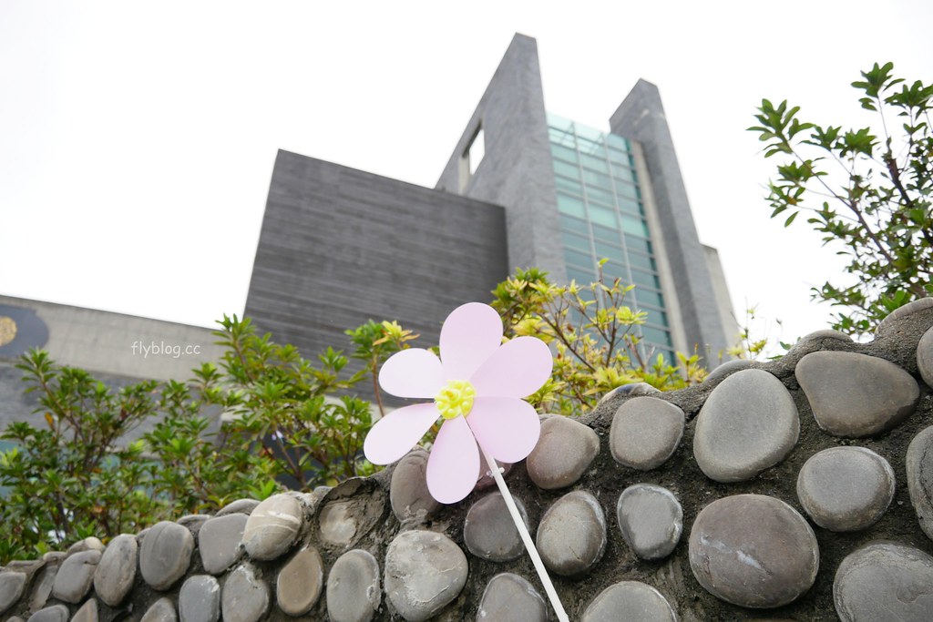 2018臺中藝術季”繽紛風車”裝置藝術┃台中太平：七大裝置藝術上千繽紛風車，屯區藝文中心最新拍照打卡點 @飛天璇的口袋