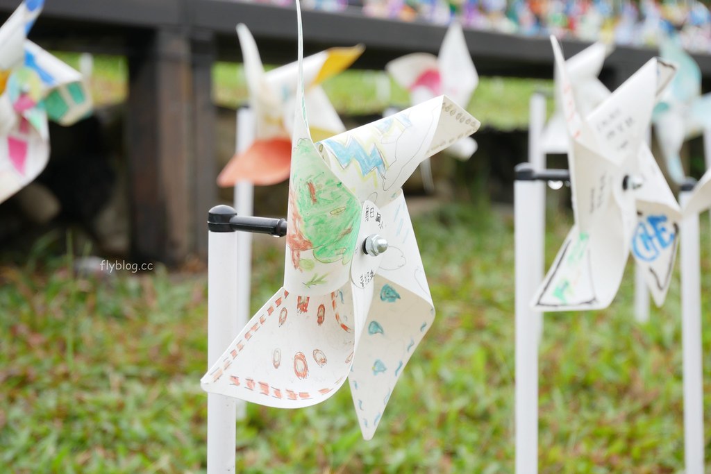 2018臺中藝術季”繽紛風車”裝置藝術┃台中太平：七大裝置藝術上千繽紛風車，屯區藝文中心最新拍照打卡點 @飛天璇的口袋