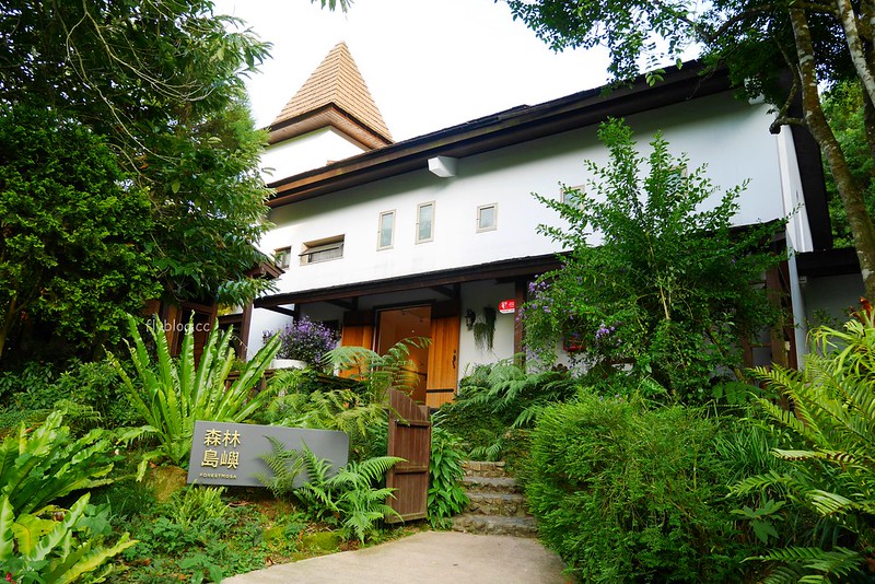 台中新社｜緩慢尋路香草House．住在薰衣草森林裡享受大自然，晚上觀賞夜間童話旋轉木馬 @飛天璇的口袋