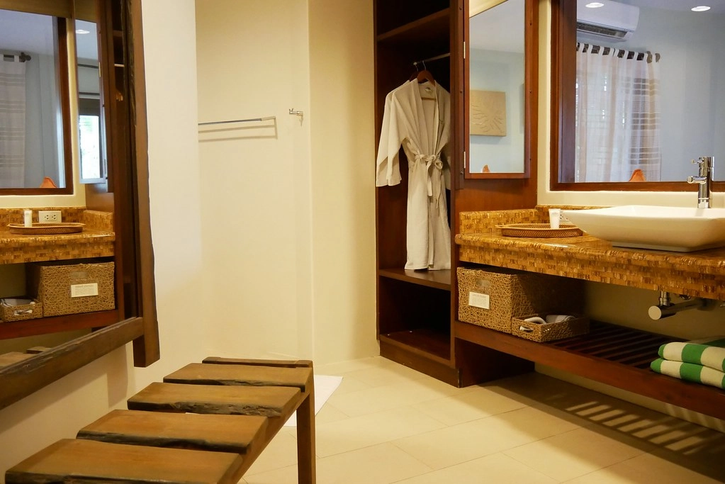 Amun Ini Beach Resort & Spa┃薄荷島住宿：只有16間房的海邊渡假村，享受遠離塵囂以及私房海灘 @飛天璇的口袋