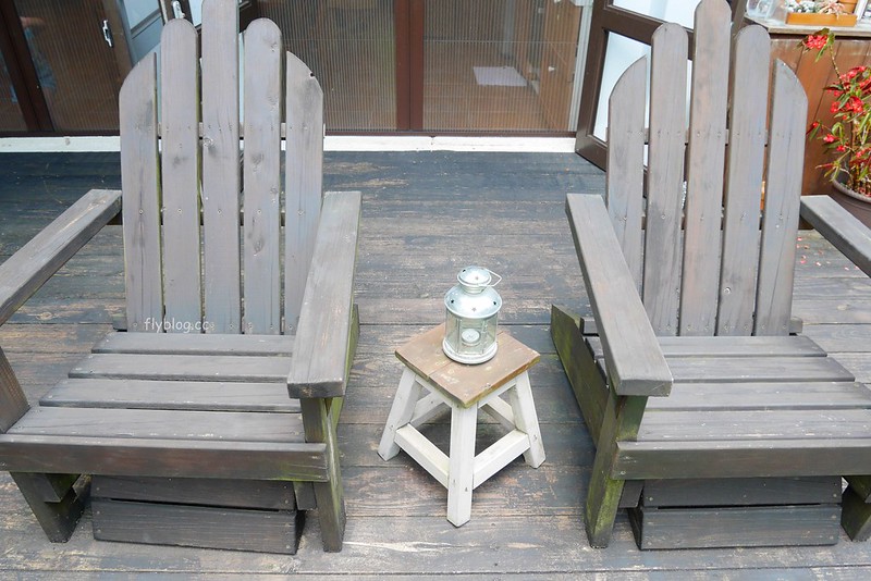 台中新社｜緩慢尋路香草House．住在薰衣草森林裡享受大自然，晚上觀賞夜間童話旋轉木馬 @飛天璇的口袋