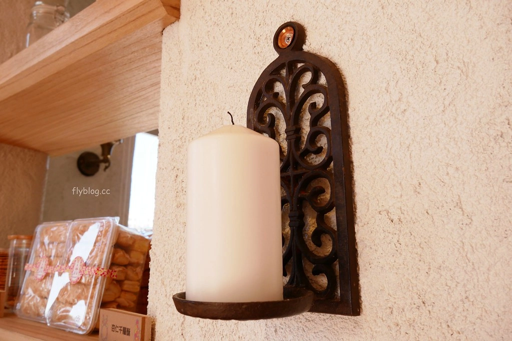 貓門．MOMENT┃台中南屯：彩虹眷村對面景觀餐點，環境不錯餐點我覺得還有進步空間 @飛天璇的口袋