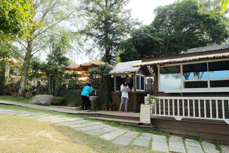 VilaVilla魔法莊園｜苗栗卓蘭景觀餐廳，結合樹屋、沙坑、溜滑梯，苗栗親子美食旅遊景點推薦 @飛天璇的口袋