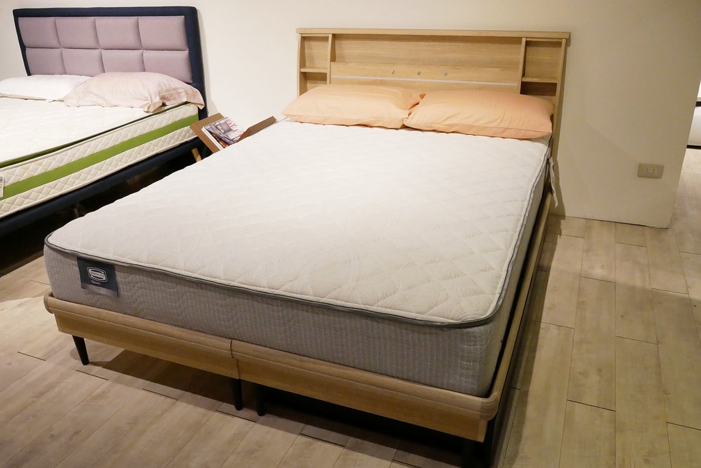 睡眠王國2018年終最後一檔跨年慶特賣：席夢思兩萬元有找，最終加碼四天1/11(五)~1/14(一)，滿額就可參加轉轉樂送好禮 @飛天璇的口袋