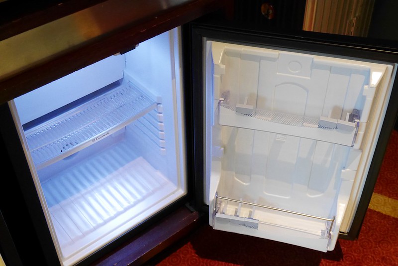 【香港大嶼山】香港迪士尼好萊塢酒店~迪士尼遊樂園最超值的酒店，早餐還可以和米奇米妮高飛拍照 @飛天璇的口袋