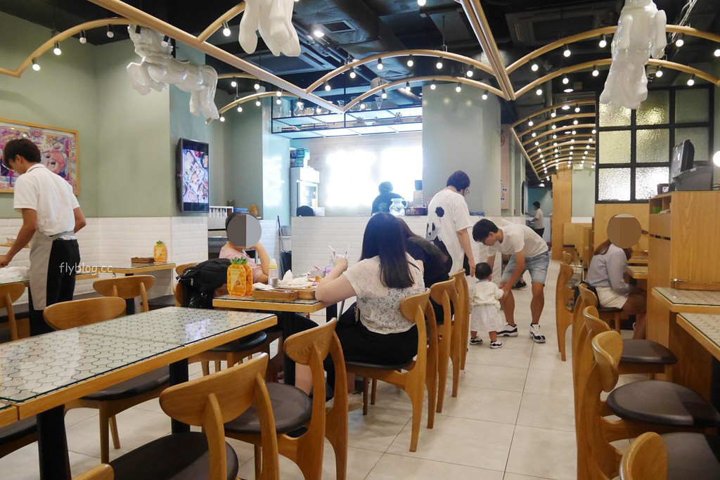 【香港尖沙咀】荔園茶餐廳~以遊戲場為主題，充滿現代感的茶餐廳，餐點中西融合而變化 @飛天璇的口袋