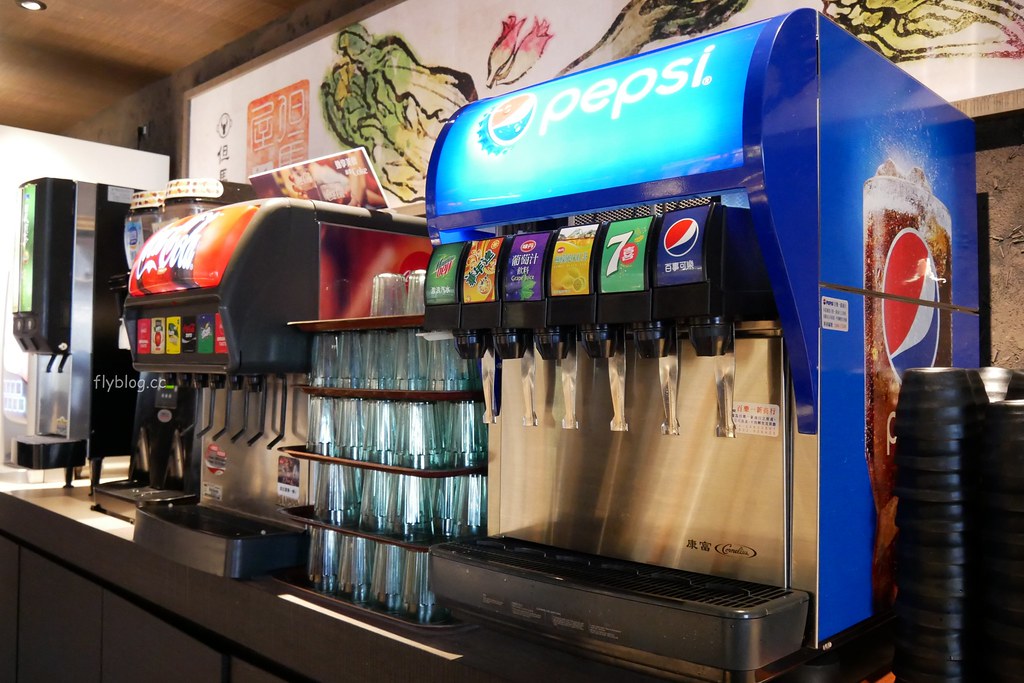 但馬屋涮涮鍋｜台中三井Outlet美食，日本黑毛和牛吃到飽在台第一間分店，日本百年歷史涮涮鍋、壽喜燒連鎖店 @飛天璇的口袋