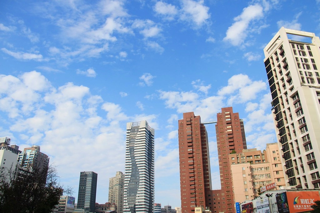 【台中梧棲】屯京拉麵，來自日本池袋的超人氣拉麵店，個人心中在台灣吃到第二名的拉麵店 @飛天璇的口袋