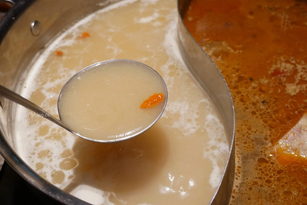 但馬屋涮涮鍋｜台中三井Outlet美食，日本黑毛和牛吃到飽在台第一間分店，日本百年歷史涮涮鍋、壽喜燒連鎖店 @飛天璇的口袋