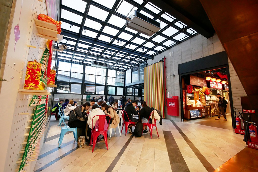 I PLAZA．愛廣場┃台中北區：集聚台中多家最潮的打卡名店，一中商圈愛廣場美食小吃懶人包 @飛天璇的口袋