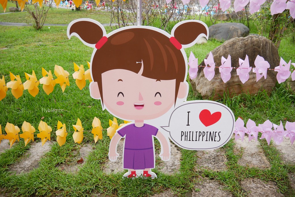 2018臺中藝術季”繽紛風車”裝置藝術┃台中太平：七大裝置藝術上千繽紛風車，屯區藝文中心最新拍照打卡點 @飛天璇的口袋