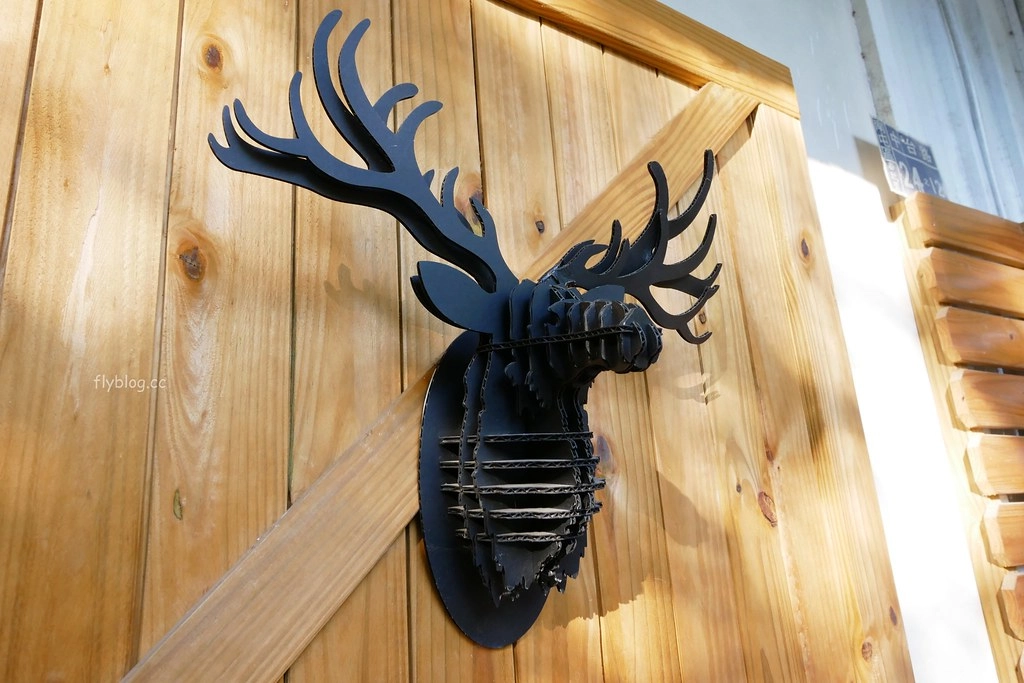 【台中南屯】Mapper Cafe 脈搏咖啡：文青風韓系咖啡館，通往小徑出現夢幻調酒吧 @飛天璇的口袋