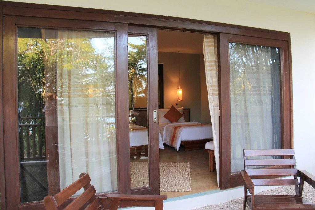 Amun Ini Beach Resort & Spa┃薄荷島住宿：只有16間房的海邊渡假村，享受遠離塵囂以及私房海灘 @飛天璇的口袋