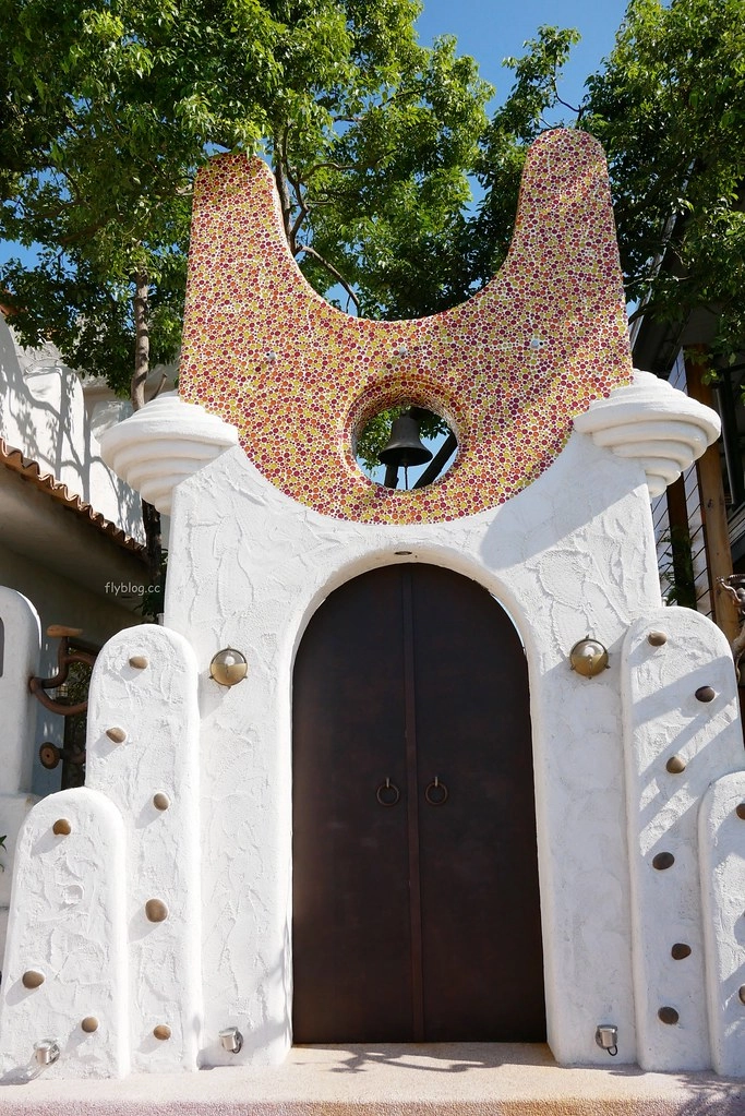 貓門．MOMENT┃台中南屯：彩虹眷村對面景觀餐點，環境不錯餐點我覺得還有進步空間 @飛天璇的口袋