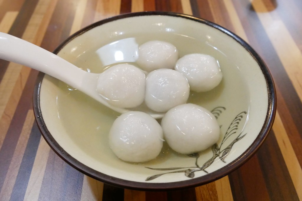 台中西屯｜御品元冰火湯圓，台北通化夜市的人氣湯圓，台中逢甲夜市也吃的到 @飛天璇的口袋