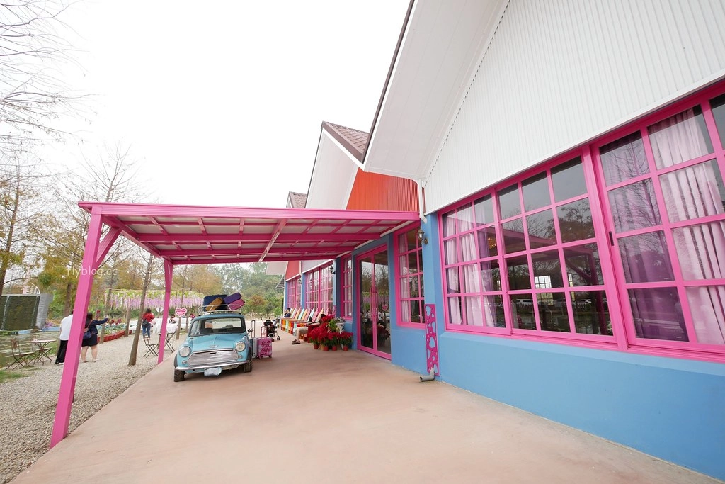 雲林古坑｜古坑珍．粉紅城堡．水漾森林教堂：充滿浪漫氛圍的童話森林~粉紅城堡、大草原、彩虹步道、水漾森林，情侶約會和親子旅遊的好地方 @飛天璇的口袋