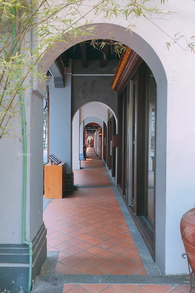 東亞餐室┃新加坡美食：獅城必吃咖椰吐司，傳承到第四代的美食餐廳，連在地人都推薦 @飛天璇的口袋